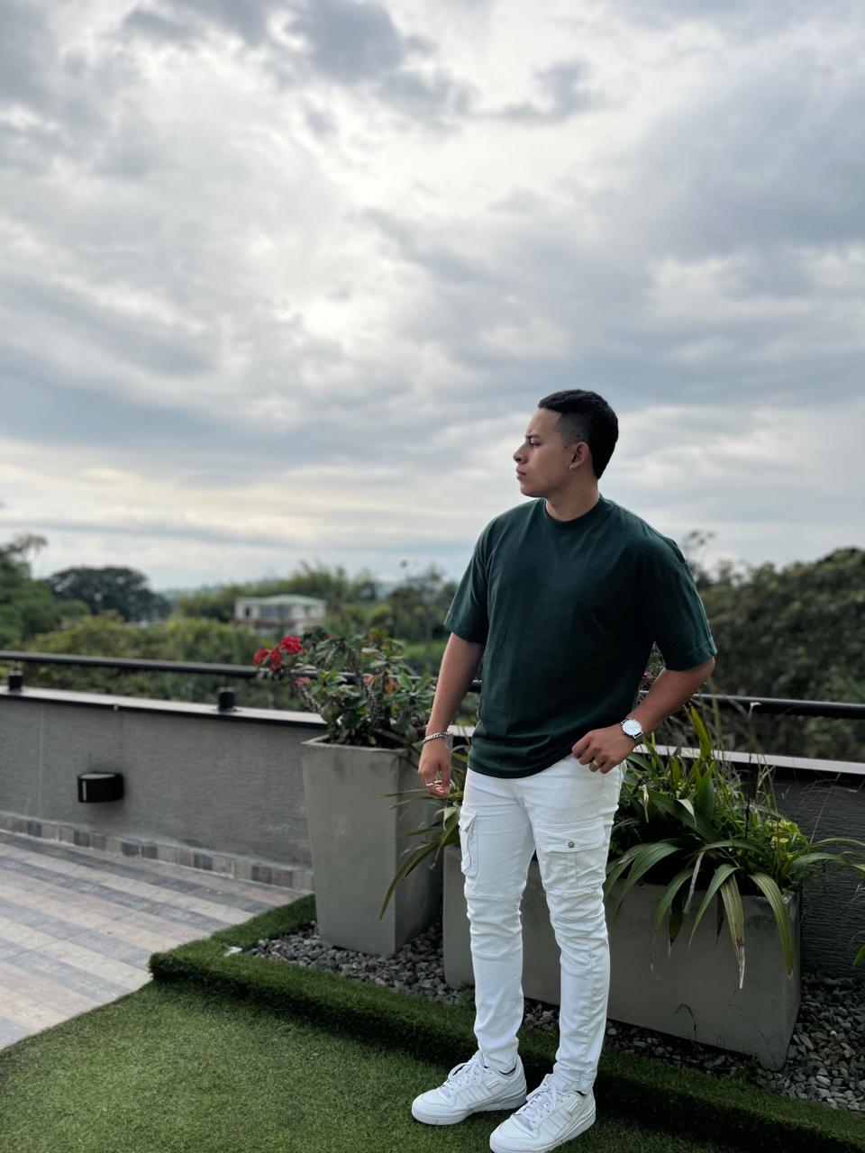 BASIC VERDE OVERSIZE